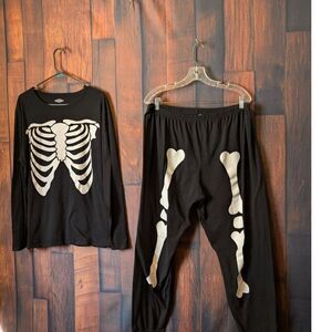 Skeleton Long Sleeve Top & Bottoms PJ's Set Unisex Size Large Halloween Novelty